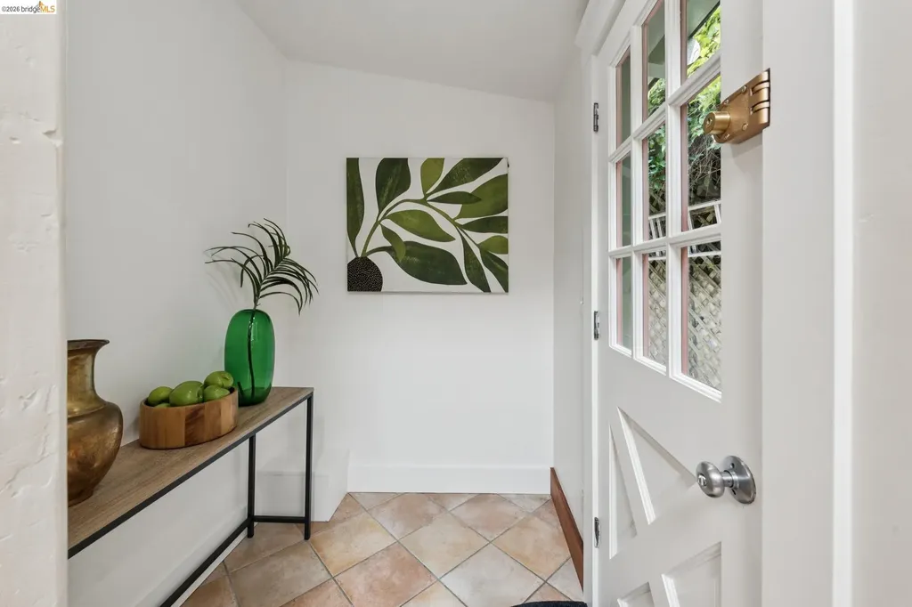 2370 Marin Avenue Berkeley CA 94708