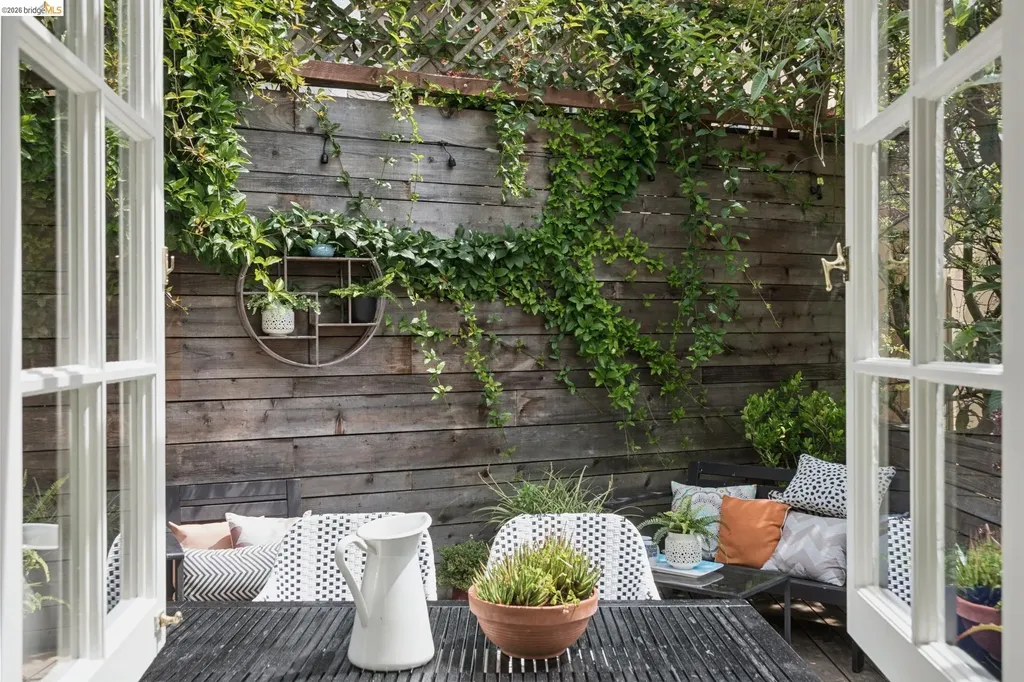 2370 Marin Avenue Berkeley CA 94708