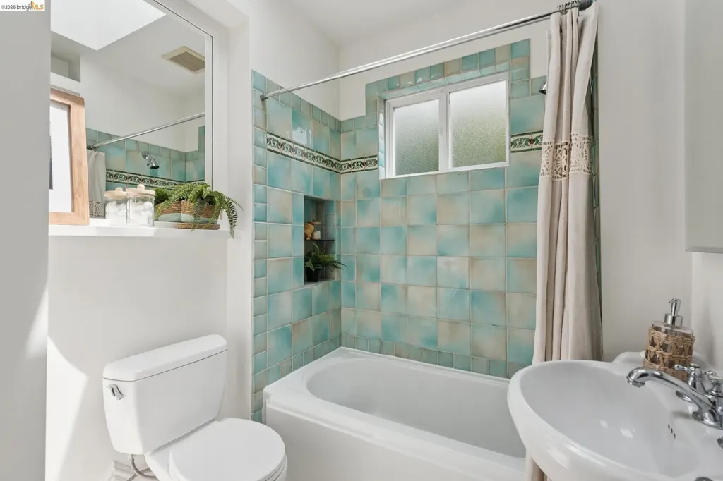2370 Marin Avenue Berkeley CA 94708