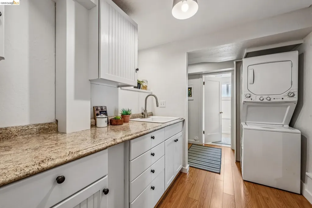 2370 Marin Avenue Berkeley CA 94708