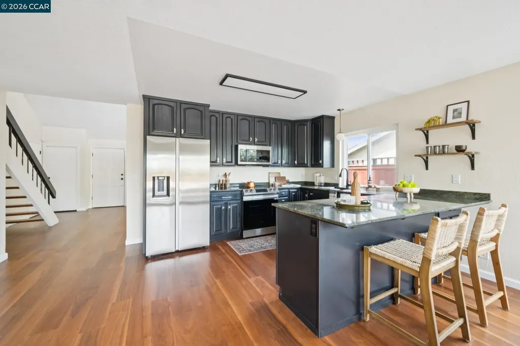 203 Radnor Court Benicia CA 94510