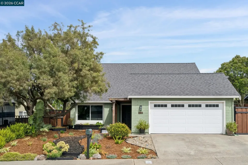 203 Radnor Court Benicia CA 94510
