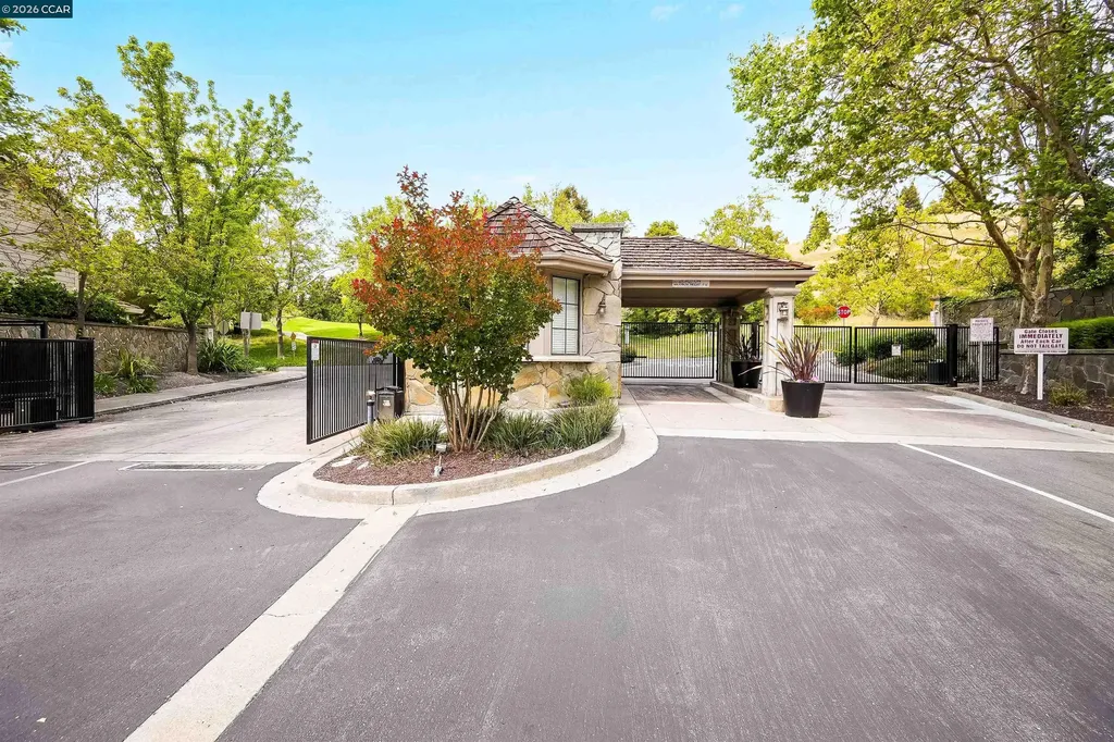 2020 Canyon Woods Drive San Ramon CA 94582