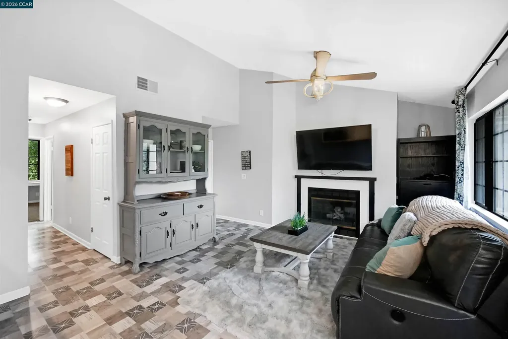 2020 Canyon Woods Drive San Ramon CA 94582