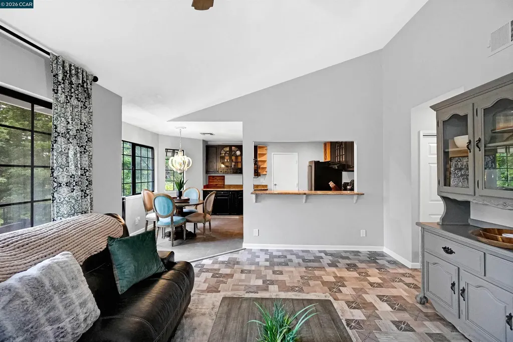 2020 Canyon Woods Drive San Ramon CA 94582