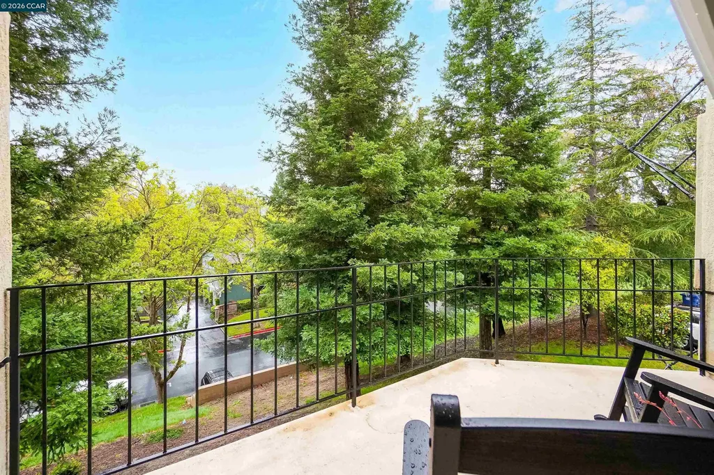 2020 Canyon Woods Drive San Ramon CA 94582