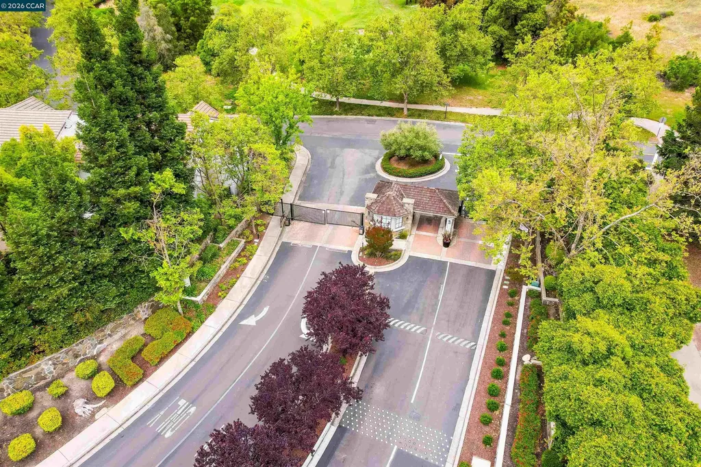 2020 Canyon Woods Drive San Ramon CA 94582