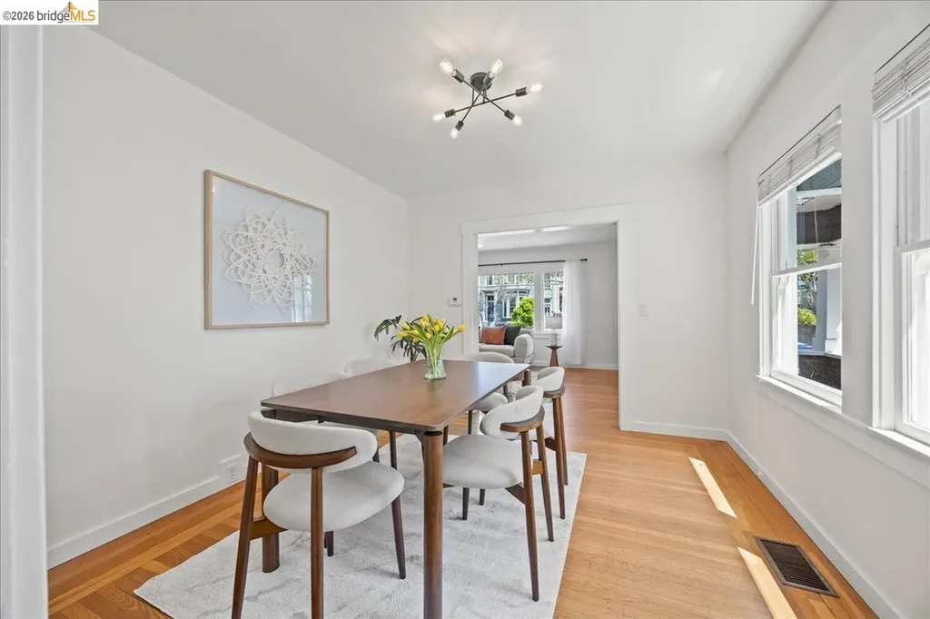1511 Sherman Street Alameda CA 94501
