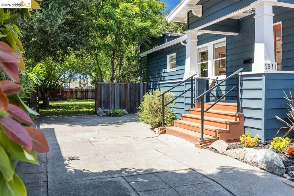 1511 Sherman Street Alameda CA 94501