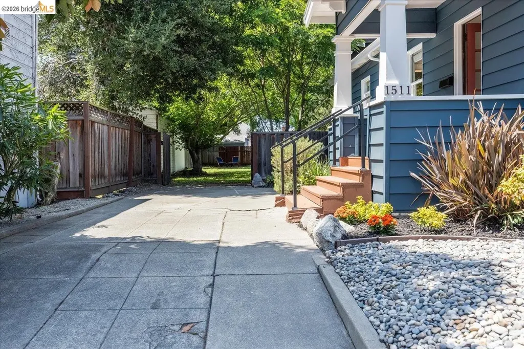 1511 Sherman Street Alameda CA 94501