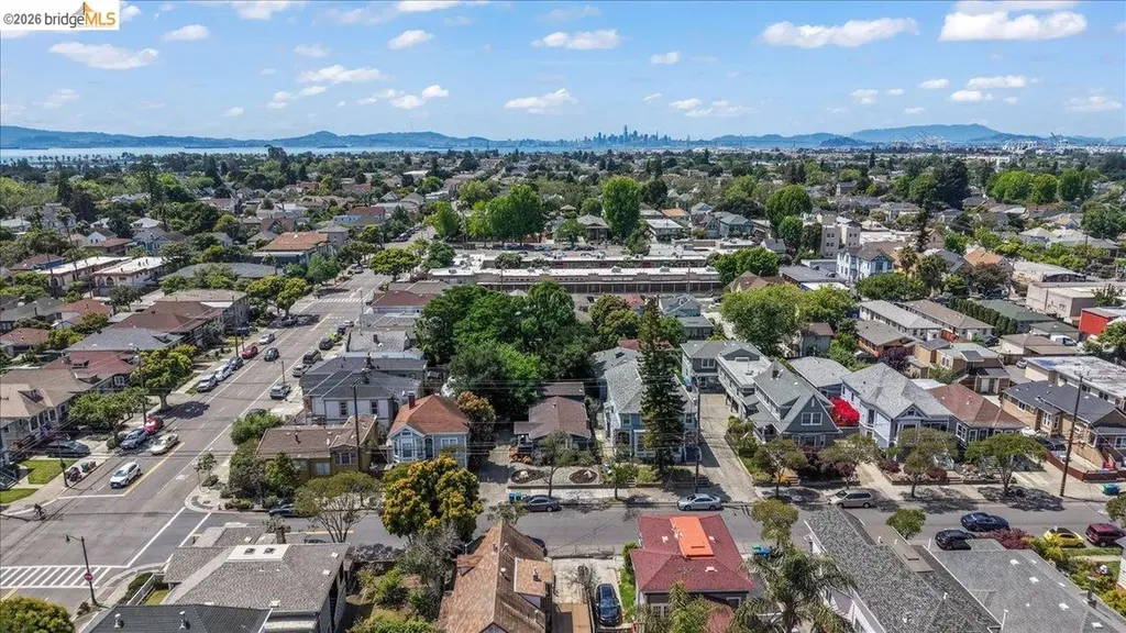 1511 Sherman Street Alameda CA 94501