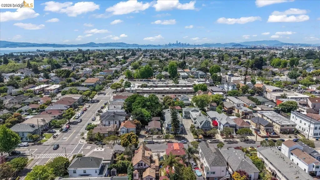 1511 Sherman Street Alameda CA 94501