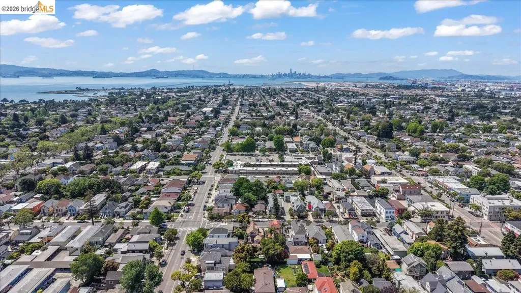 1511 Sherman Street Alameda CA 94501