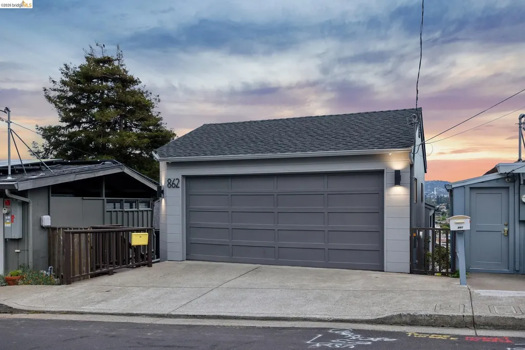 Albany CA, 862 Hillside Avenue