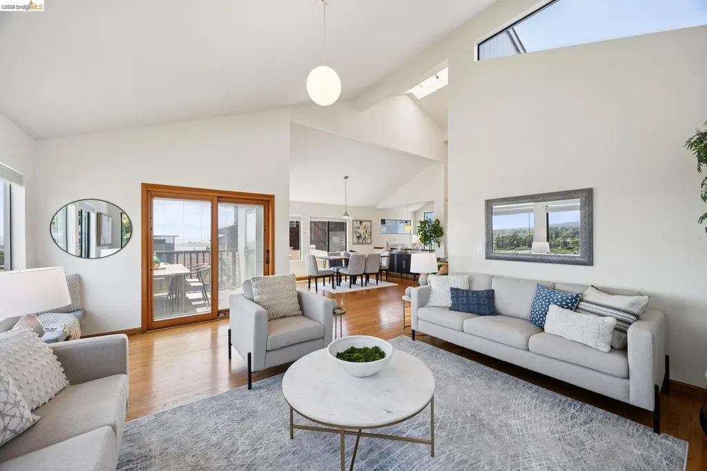 862 Hillside Avenue Albany CA 94706