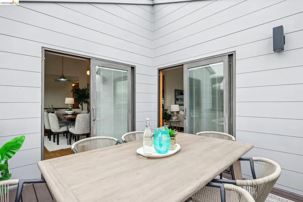 862 Hillside Avenue Albany CA 94706