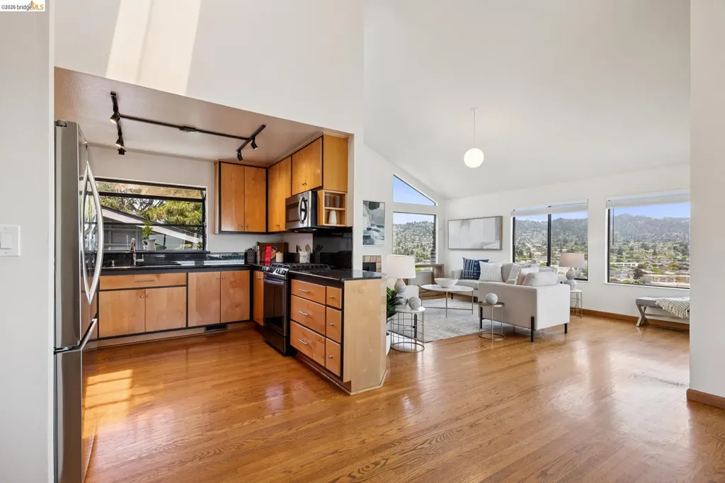 862 Hillside Avenue Albany CA 94706