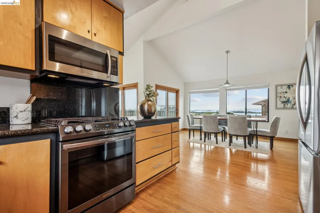 862 Hillside Avenue Albany CA 94706