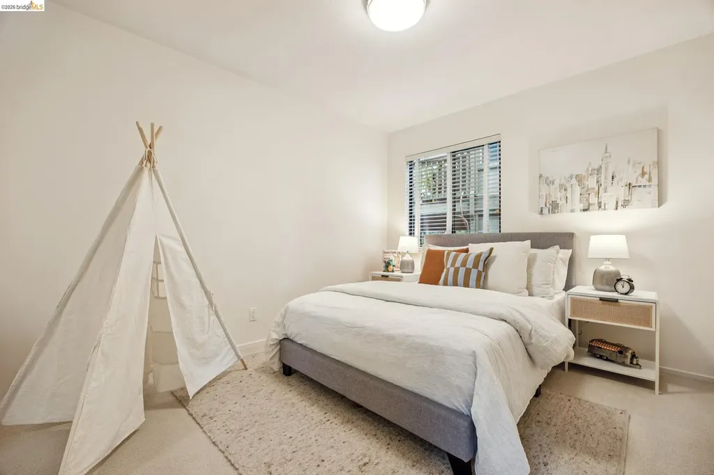 862 Hillside Avenue Albany CA 94706