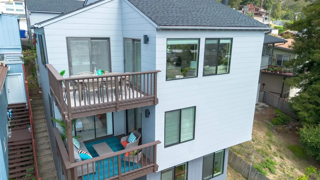 862 Hillside Avenue Albany CA 94706