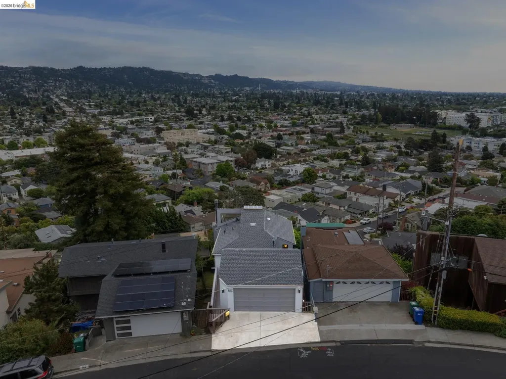 862 Hillside Avenue Albany CA 94706