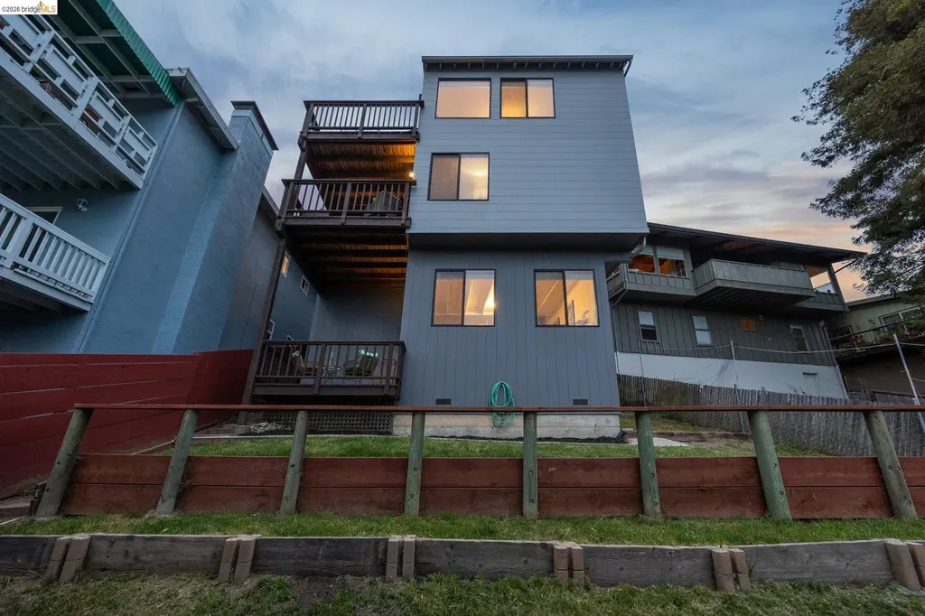 862 Hillside Avenue Albany CA 94706