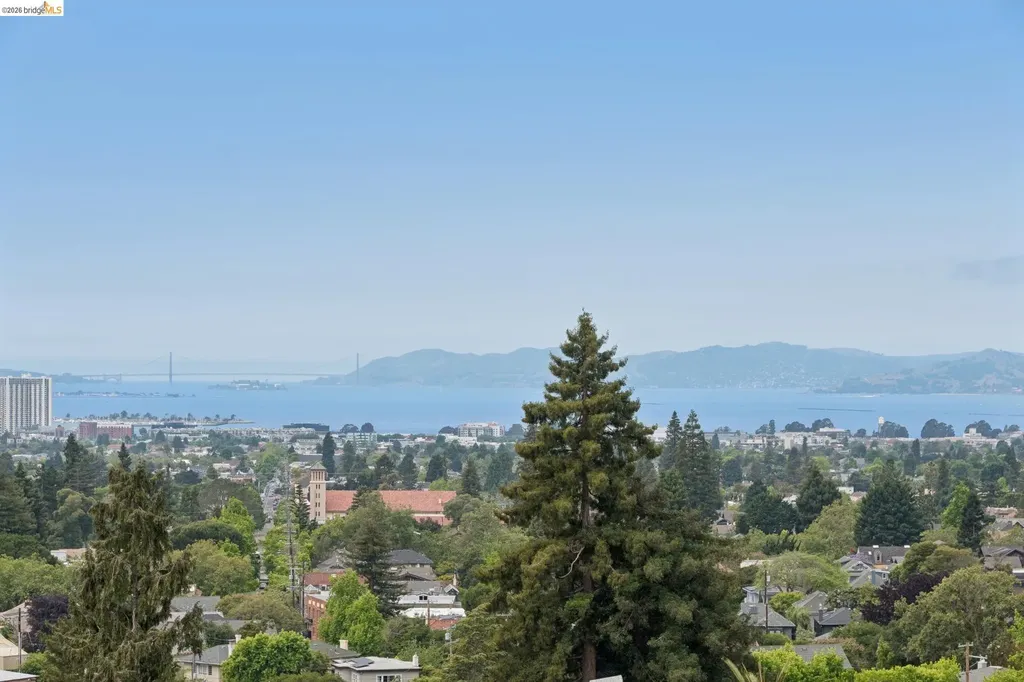 17 Eucalyptus Road Berkeley CA 94705