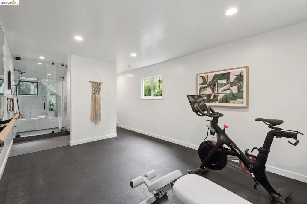 17 Eucalyptus Road Berkeley CA 94705