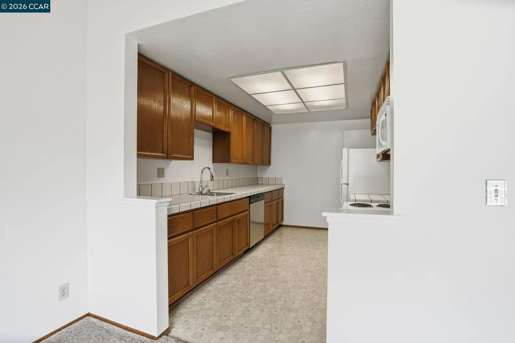 3746 Stoneglen N Richmond CA 94806