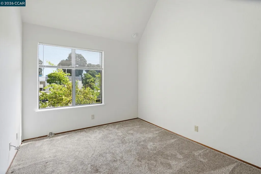 3746 Stoneglen N Richmond CA 94806