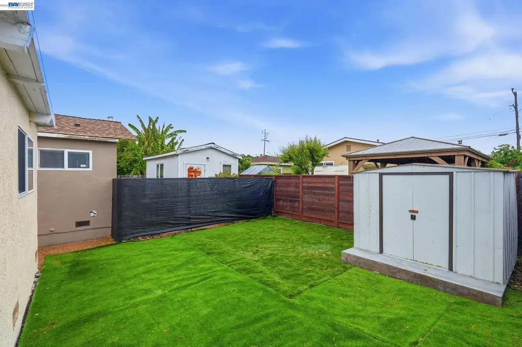 2858 17th Street San Pablo CA 94806