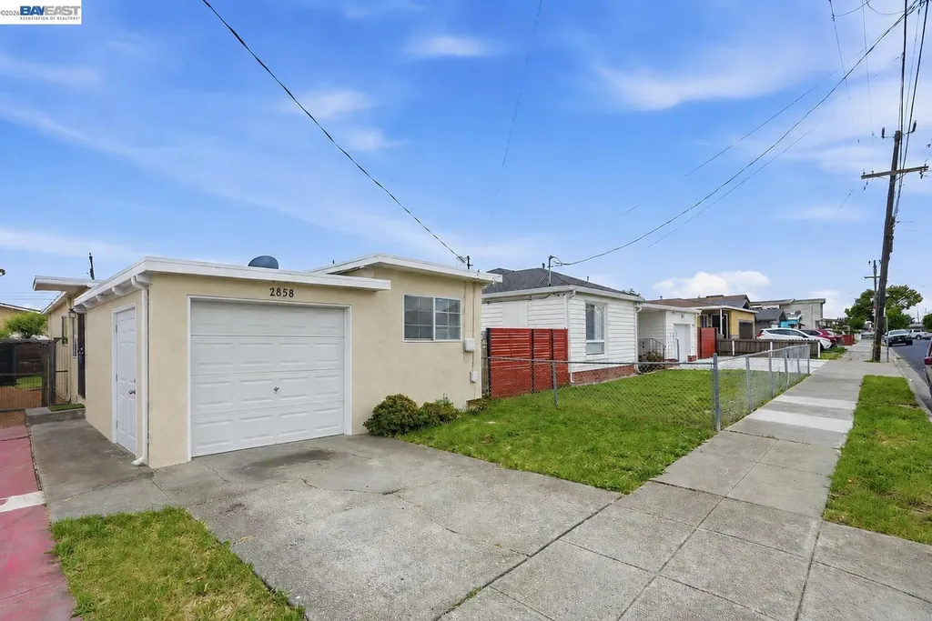 2858 17th Street San Pablo CA 94806