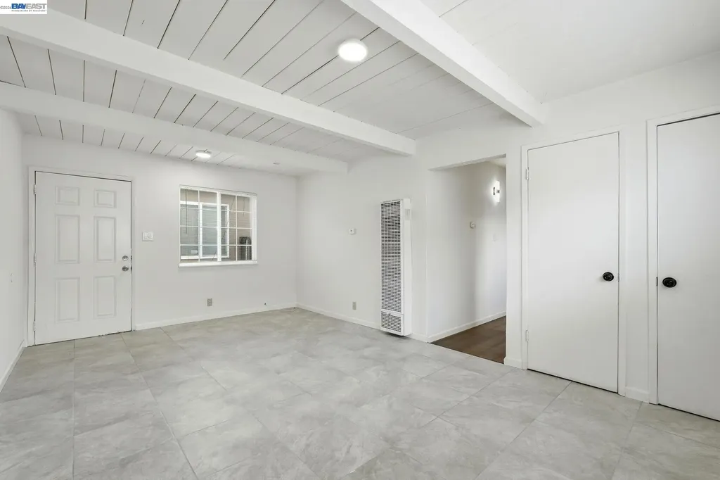2858 17th Street San Pablo CA 94806