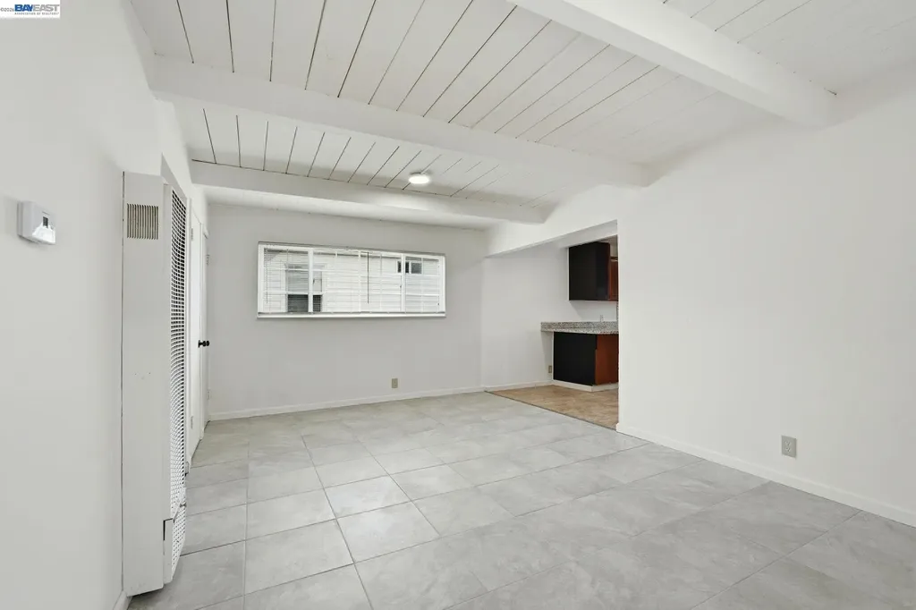 2858 17th Street San Pablo CA 94806