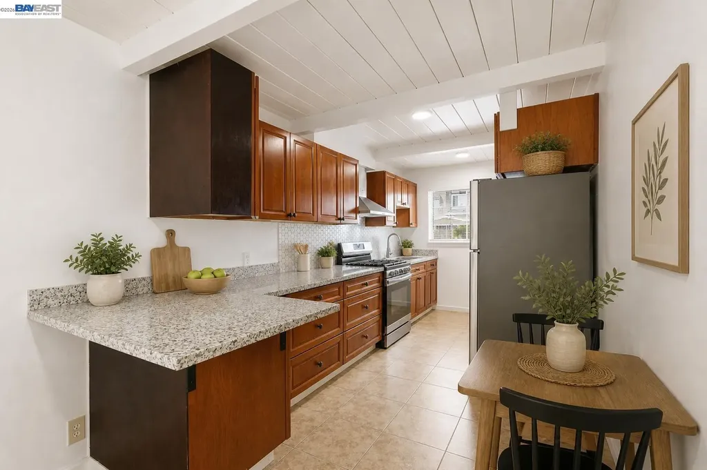 2858 17th Street San Pablo CA 94806