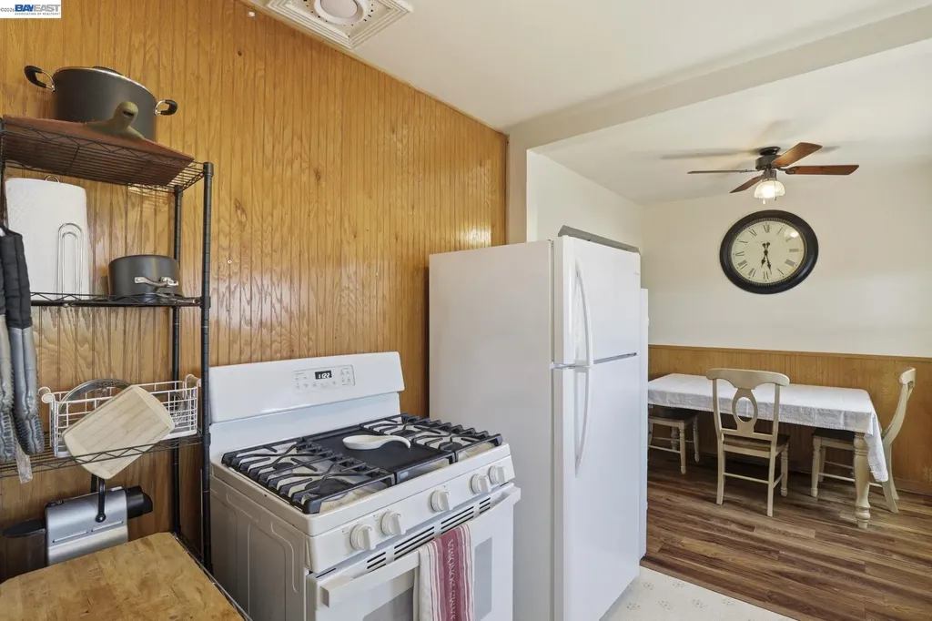 37340 Locust Street Newark CA 94560
