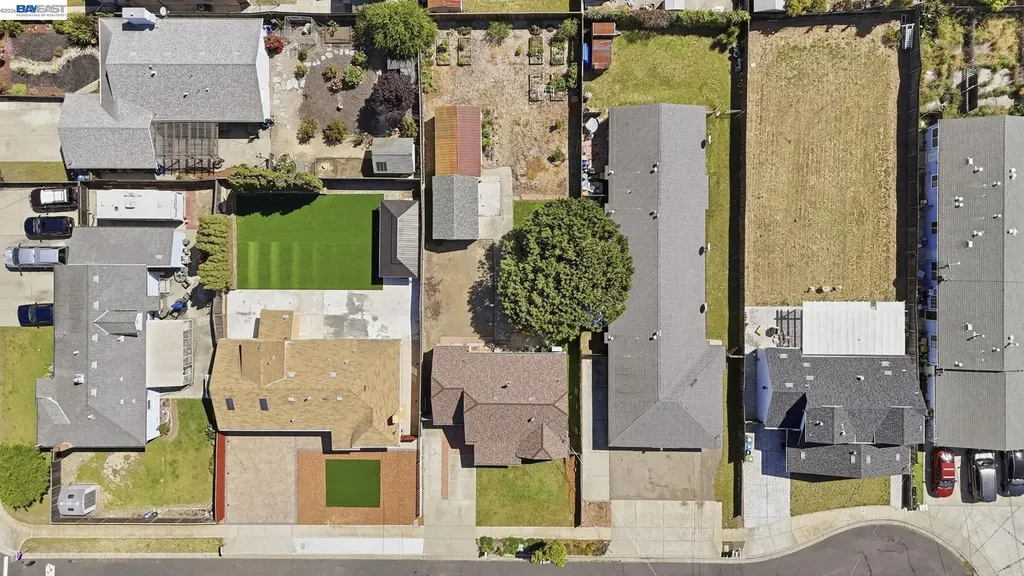 37340 Locust Street Newark CA 94560
