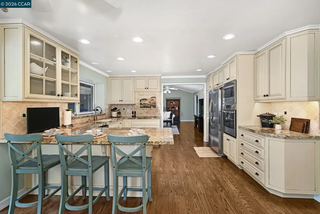 1016 Pine Hollow Court Clayton CA 94517