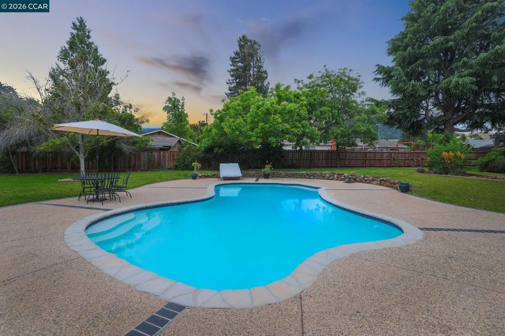 1016 Pine Hollow Court Clayton CA 94517