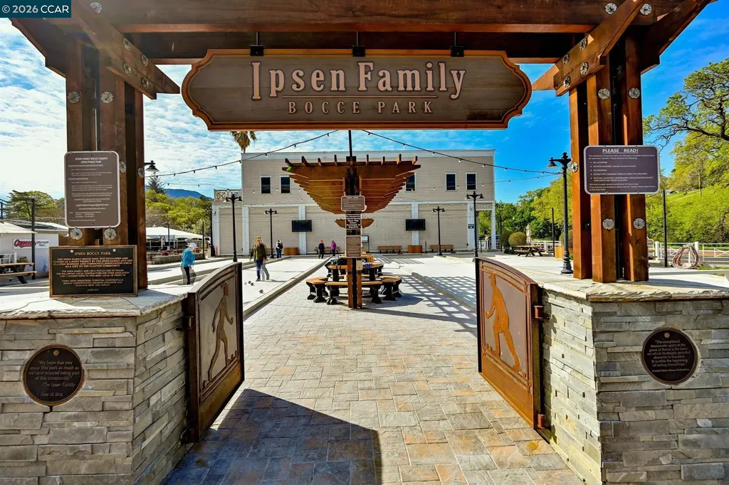 1016 Pine Hollow Court Clayton CA 94517