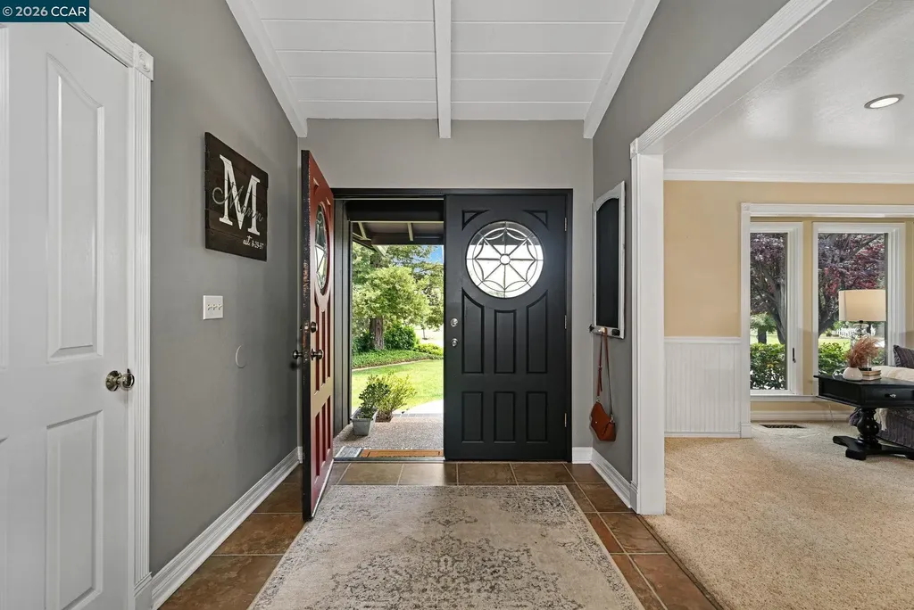 1016 Pine Hollow Court Clayton CA 94517