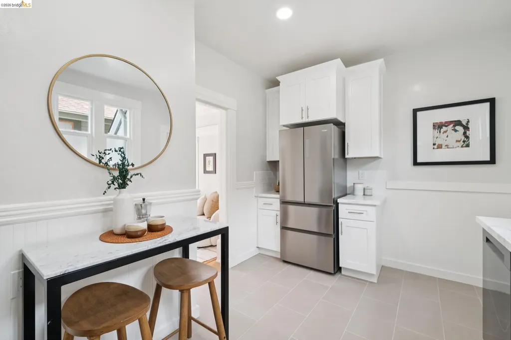 3781 Manila Avenue Oakland CA 94609