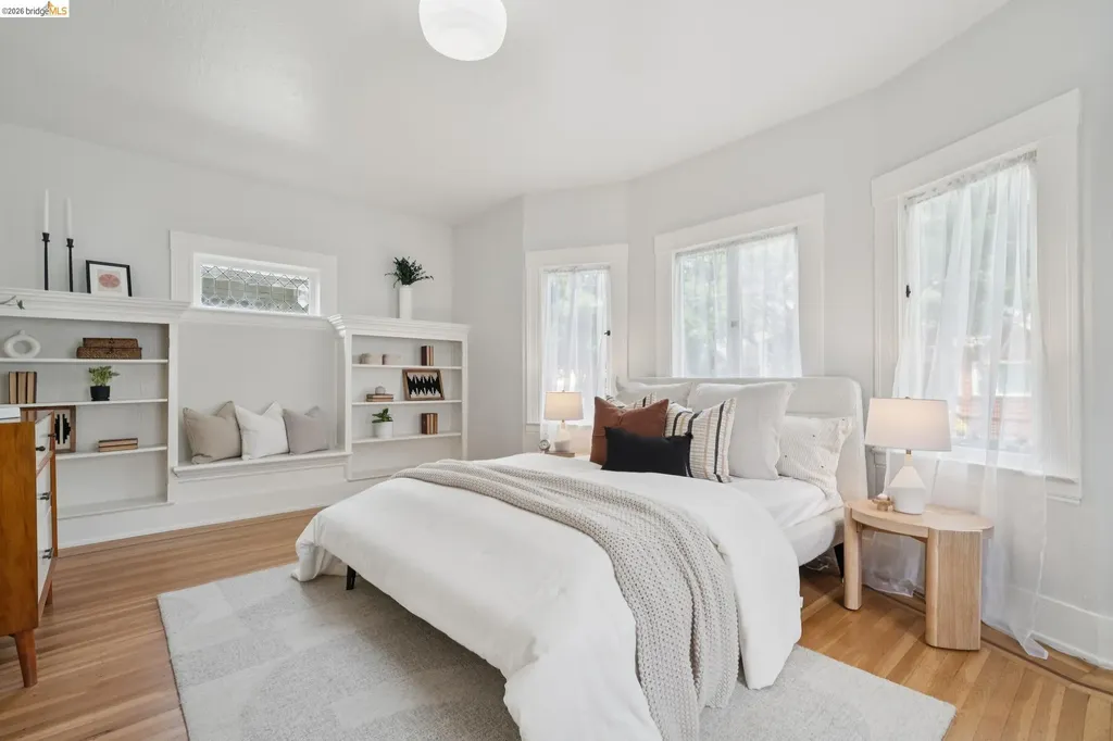 3781 Manila Avenue Oakland CA 94609