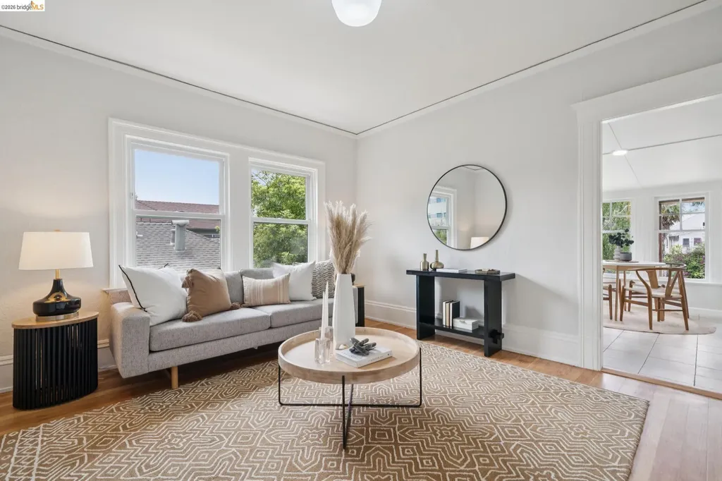 3781 Manila Avenue Oakland CA 94609