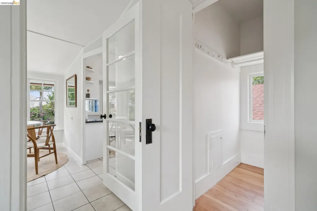 3781 Manila Avenue Oakland CA 94609