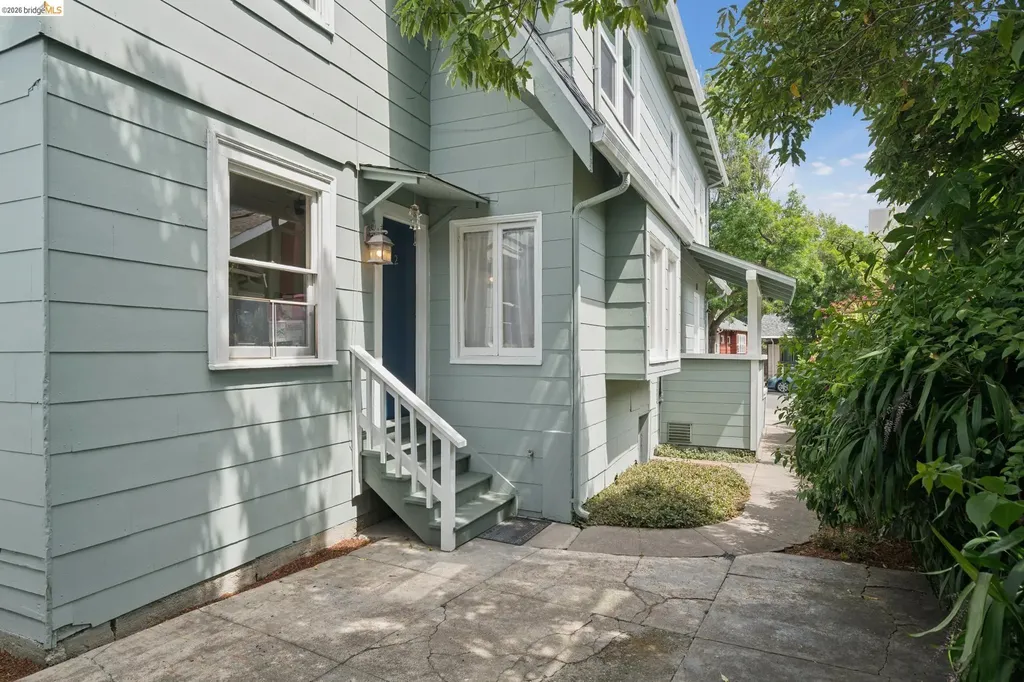 3781 Manila Avenue Oakland CA 94609
