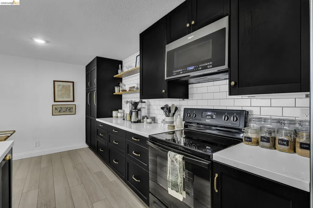 77 Fairmount Avenue Oakland CA 94611