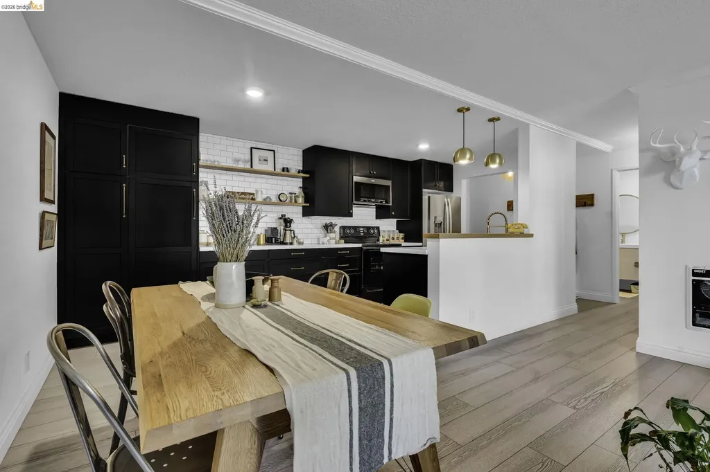 77 Fairmount Avenue Oakland CA 94611