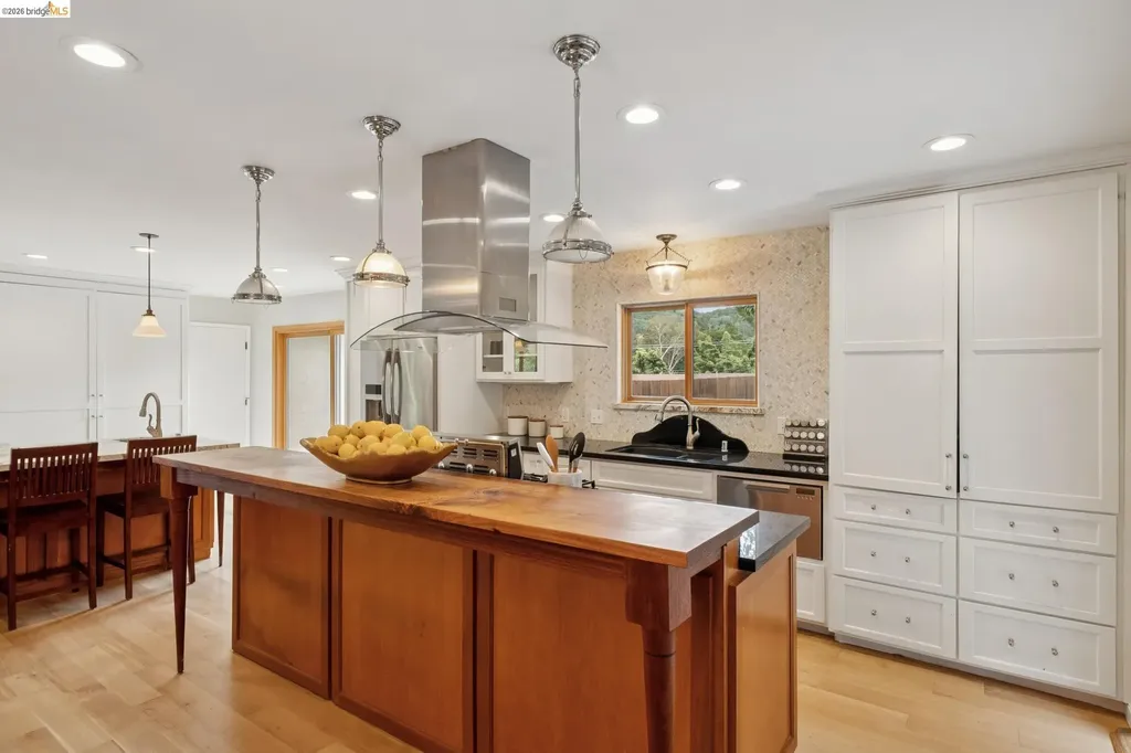 15 Christopher Court El Sobrante CA 94803