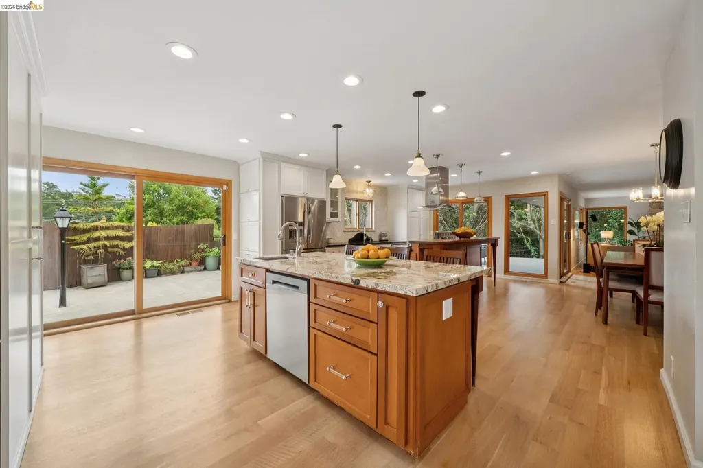 15 Christopher Court El Sobrante CA 94803